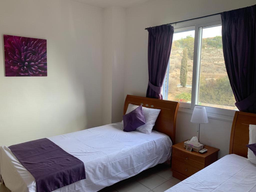 Regina Gardens - Spacious 3 Bed, 2 Bath Maisonette Pafos Dış mekan fotoğraf