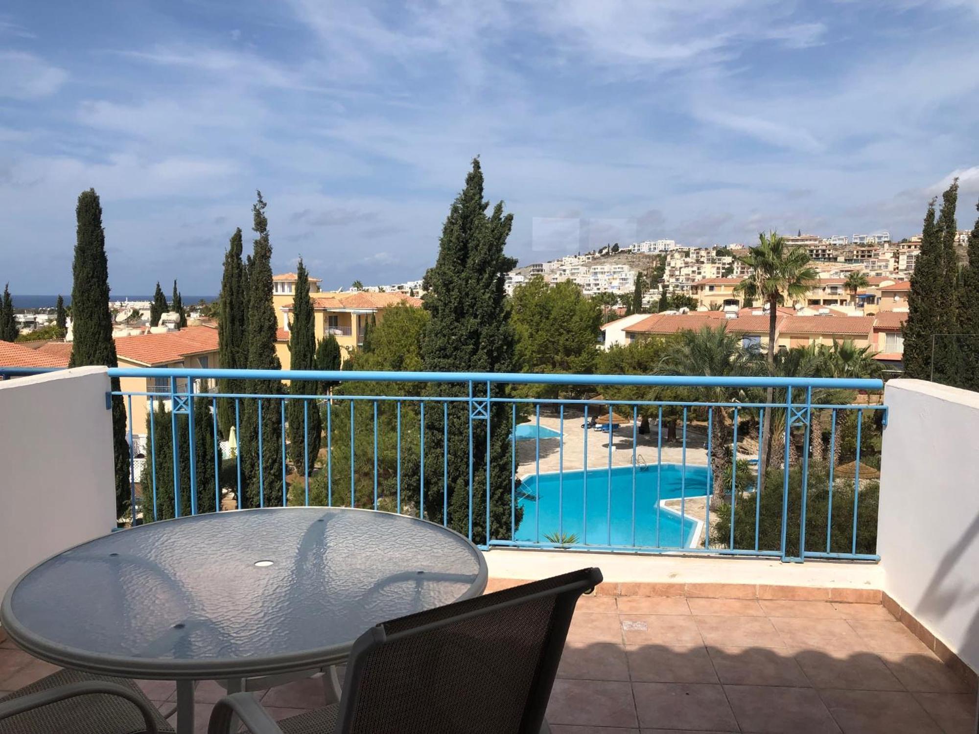 Regina Gardens - Spacious 3 Bed, 2 Bath Maisonette Pafos Dış mekan fotoğraf